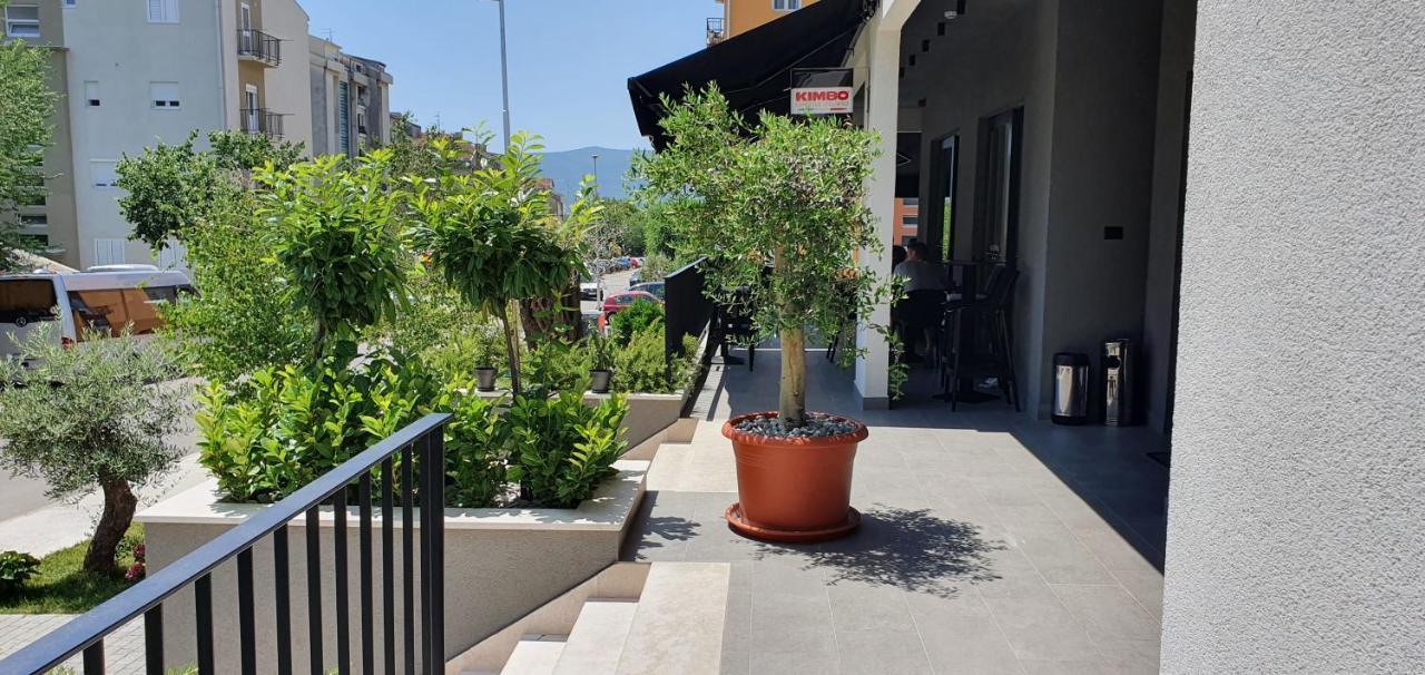 Bjelica Rental Apartments - Nela Apartment Tivat Exterior foto